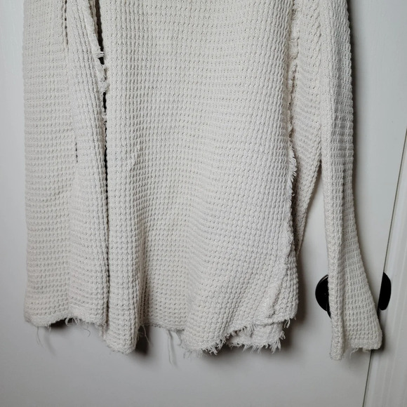 Free People Raw Edge Cold Shoulder Sweater | 100% Cotton | Size M - Picture 2 of 7